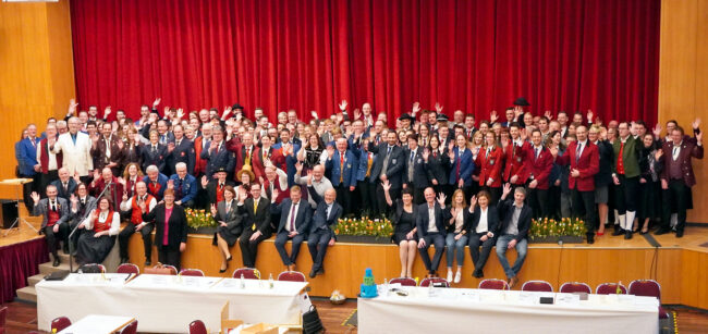 GruppenbildVerband 1600 GruppenbildVerband 1600