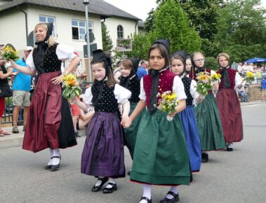 festumzug verbandsmusikfest pfohren 14 20170529 1437070103