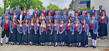 34 MVKH Gruppenbild bearb 1200