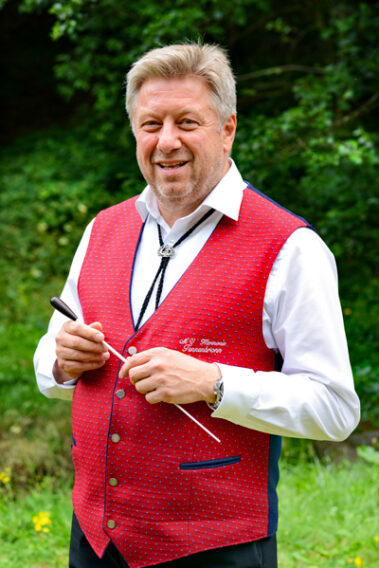 Dirigent 7Z 5 187 klein